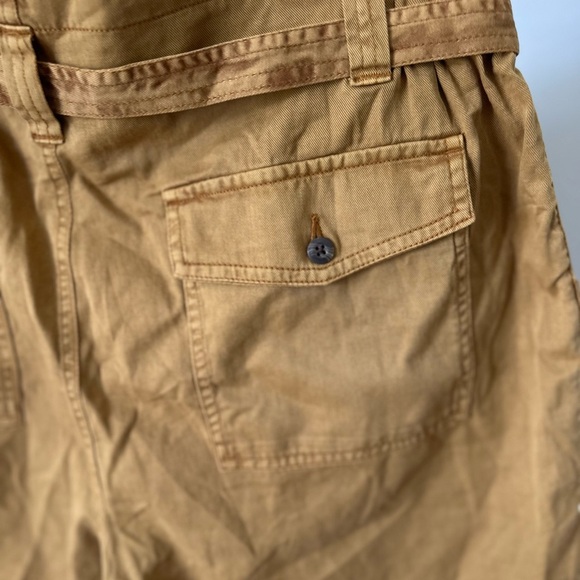 Old Navy Women's Tan Paper bag  Shorts with Belt Large 100% Cotton - Picture 7 of 9